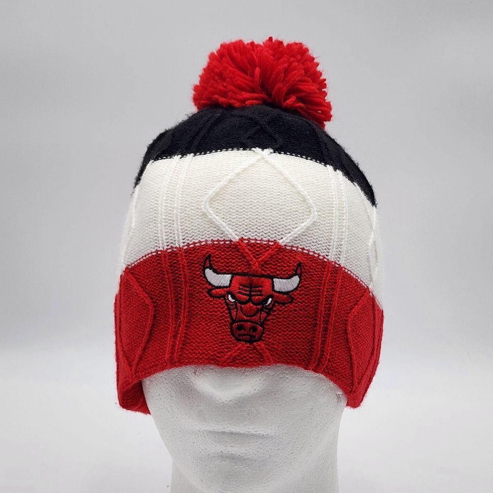 Chicago Bulls Adidas Pom Beanie Winter Knit Hat Stocking Cap Mens NBA Red